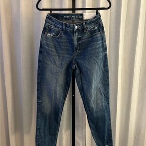 American Eagle Outfitters Women's Dark Blue Mom Jeans
